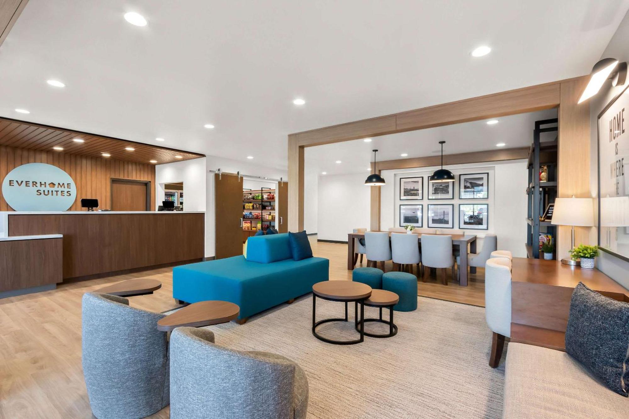 Everhome Suites Glendale Sports Entertainment District Buitenkant foto