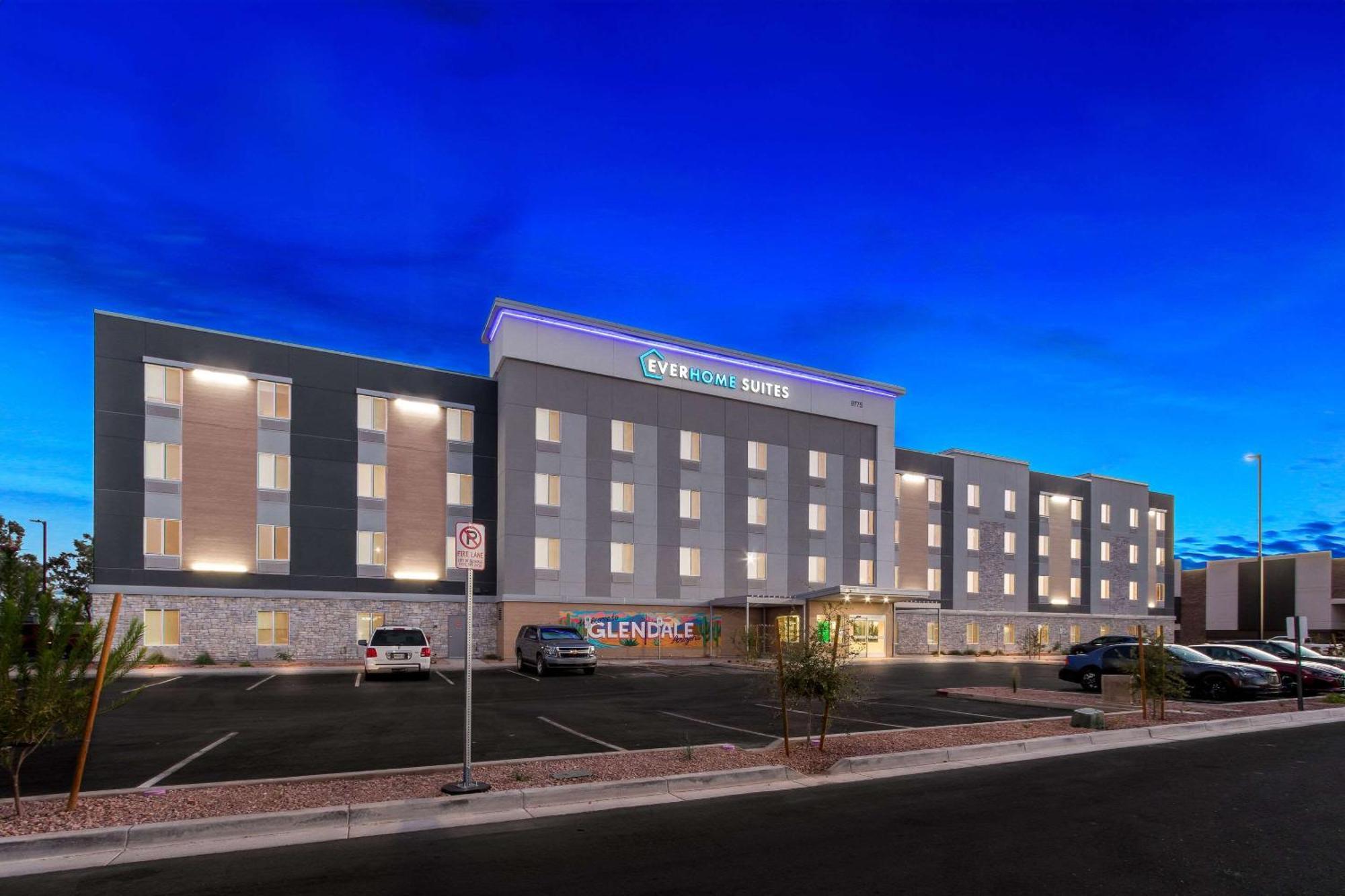 Everhome Suites Glendale Sports Entertainment District Buitenkant foto