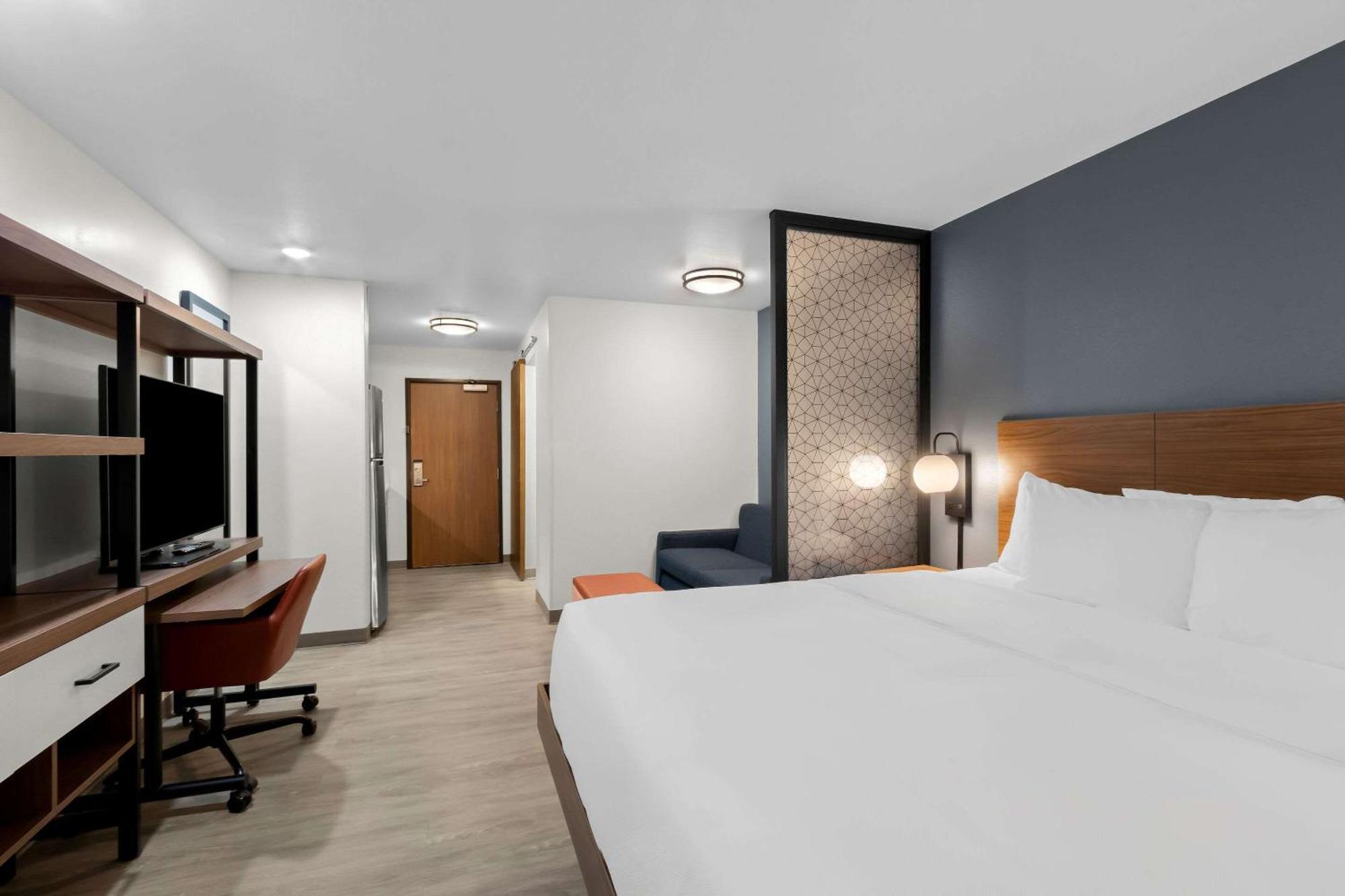 Everhome Suites Glendale Sports Entertainment District Buitenkant foto
